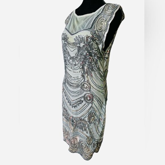 Unique Vintage Silver Sequin Cocktail Dress Size Medium 1920s Vibes Retro - Picture 1 of 7
